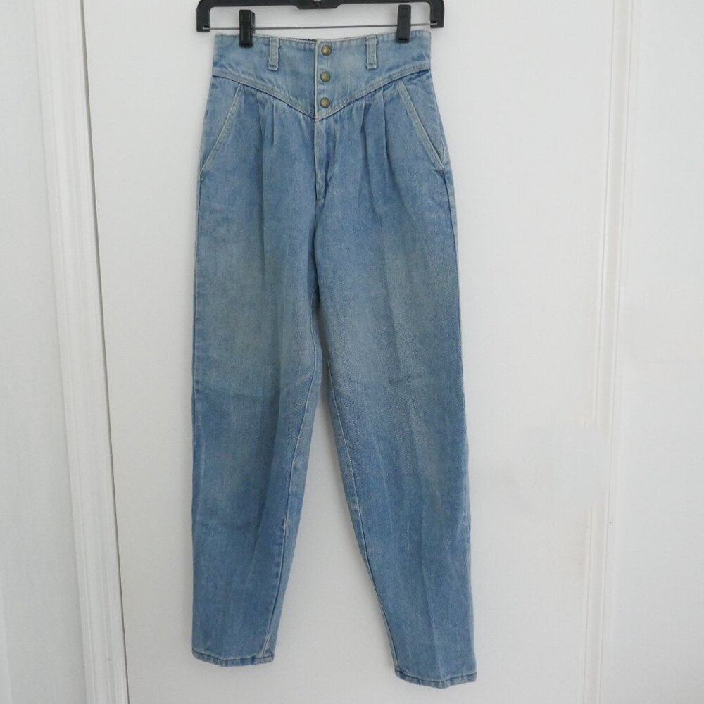 vintage 80s pleated high waist mom jeans snap buttons front yoke slash pockets